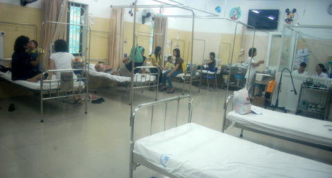 Bi kịch chữa bệnh: Có tiền, không tiêu được!