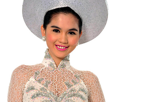 Ngọc Trinh sẽ đoạt giải ở Hoa hậu quốc tế VN?