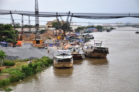Băng nhóm trộm, cướp trên sông sa lưới
