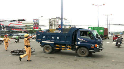 Bị tai nạn vì nhầm tín hiệu đèn