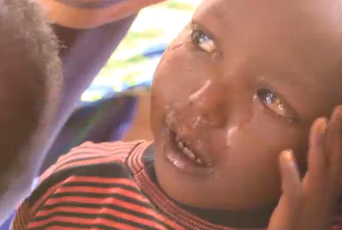 Thương tâm những đứa trẻ đói ở châu Phi