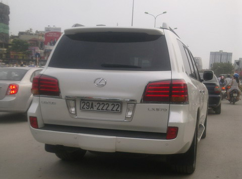 Chiêm ngưỡng siêu xe biển 5 số siêu đẹp