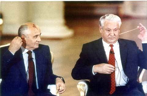 Gorbachev được Mỹ mật báo trước khi mất chức