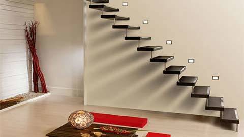 Cầu thang cho nhà phố chật hẹp