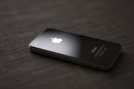 Đặt trước iPhone 5 vào 30/9, iPad 3 chờ đến 2012