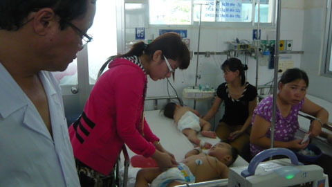 TP.HCM: Dịch chồng lên dịch