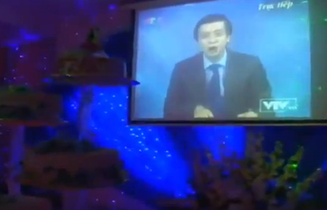 Cười vỡ bụng với đám cưới thời hi-tech