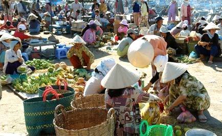 Cuối năm, giá thực phẩm sẽ 'ngoan ngoãn' nằm yên?