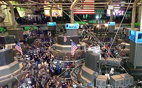 Có nên quá bi quan với chứng khoán thế giới?