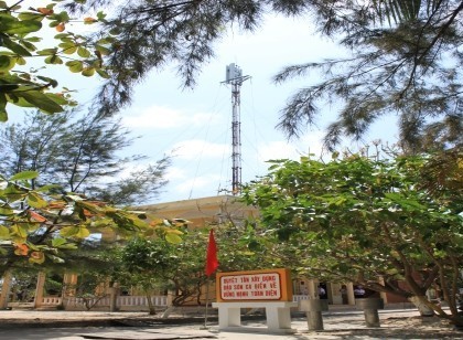 “Ông lớn di động” ra khơi cùng cư dân biển