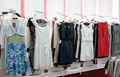 Bóc mẽ chiêu “thổi giá” hàng nhái Lacoste, Burberry