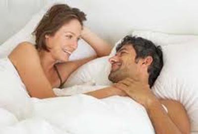 Chữa lãnh cảm cho vợ bằng... chuyện tiếu lâm