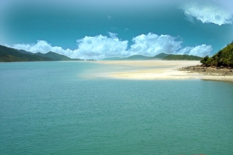 Háo hức chọn tour biển đảo nghỉ 2/9