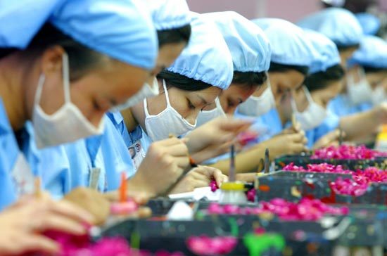 Bị dồn đến chân tường, không dễ 'cứu' DN