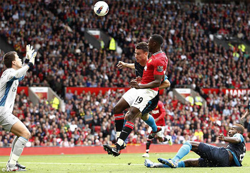 Thua thảm 2-8, Arsenal quỵ gối trước M.U