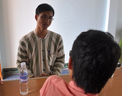 Ngày đặc xá của gã trí thức lụy 'chữ tình'