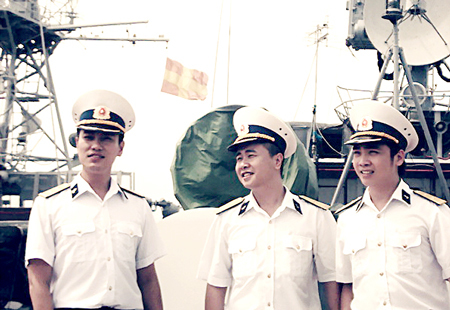 Artista kể chuyện hát 