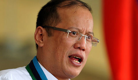 Tổng thống Philippines 'đi trên dây' với Trung Quốc