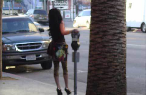 Gái bán dâm ở Đức phải mua vé hành nghề