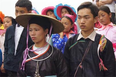 Giới trẻ háo hức trải nghiệm Tết độc lập