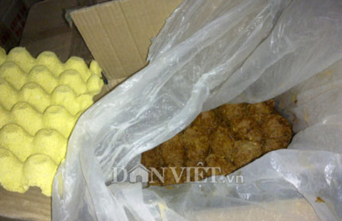 Thu giữ 19.000 trứng muối thối làm bánh trung thu bẩn