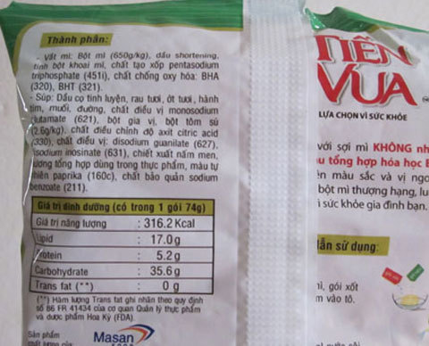 Mỳ Tiến Vua: Treo đầu dê, bán thịt chó