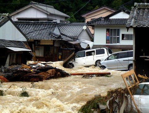 Bão lớn tại Nhật Bản, 20 người thiệt mạng