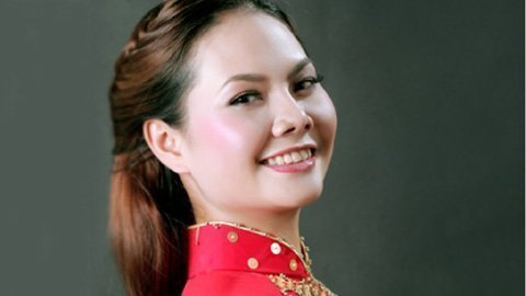 Nguyệt Anh: Tân Nhàn dẫn tôi đi nâng mũi!
