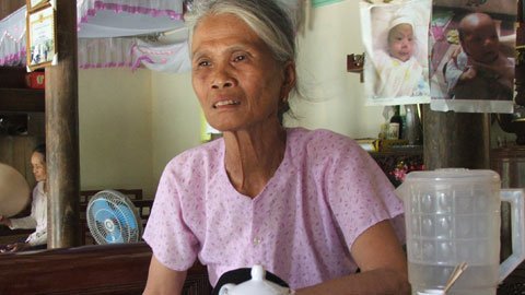 Người đàn bà 50 năm giữ... cò