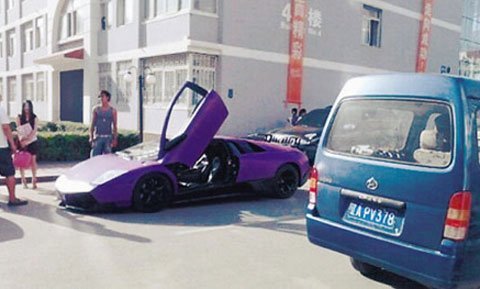 Lộ diện siêu xe Lamborghini màu tím siêu độc