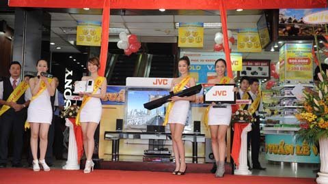 Nguyễn Kim tưng bừng Tuần lễ vàng - tri ân khách hàng 2011