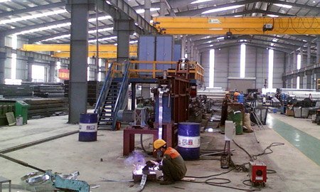 Tránh xa 2.255 DN Trung Quốc lạc hậu