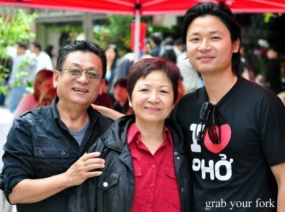 Con làm thuê cho cha mẹ