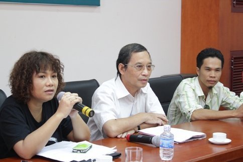 Hội thảo thơ: Có lóe lên ánh sáng của thiên tài?