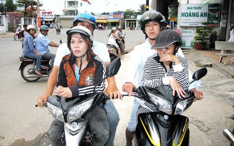 Tóm gọn hai “người đẹp” trộm quần áo