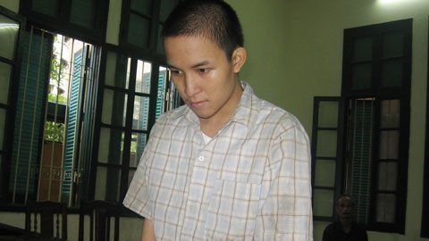 Nam sinh lĩnh án vì “yêu” trẻ em