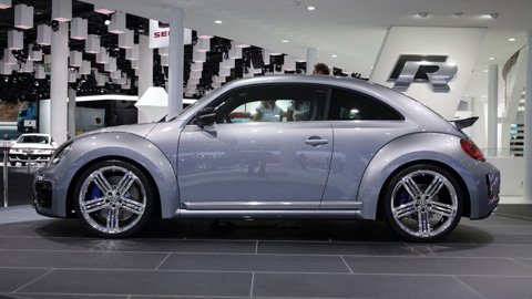 Cận cảnh mẫu xe Beetle R của Volkswagen