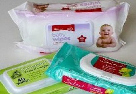 Khăn ướt trẻ em gây ngộ độc cấp tính