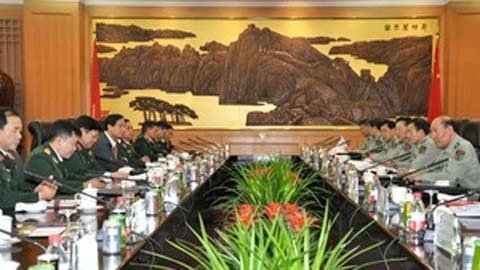 Việt-Trung kiên trì giải quyết tranh chấp bằng biện pháp hòa bình