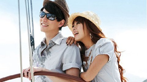 Khi tình yêu lãng mạn... quá đà