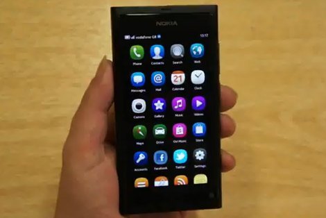 Trên tay smartphone cao cấp nhất của Nokia