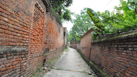 Ứng xử ở hai làng không được cưới nhau