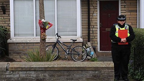 Mẹ sống với xác con suốt 2 năm