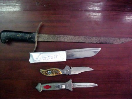 Thuê taxi bắt cóc sinh viên chở đi tra tấn