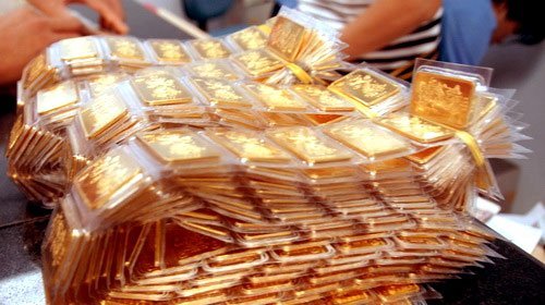 Nhập 10 tấn vàng vẫn chưa đủ 'dẹp loạn' thị trường?