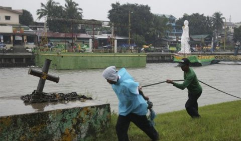 Bão tàn phá Philippines, đã có người chết