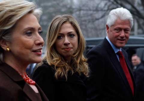 Chelsea Clinton trả lời cởi mở về người cha nổi tiếng