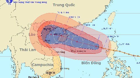 Siêu bão giật cấp 14-15 vào biển Đông