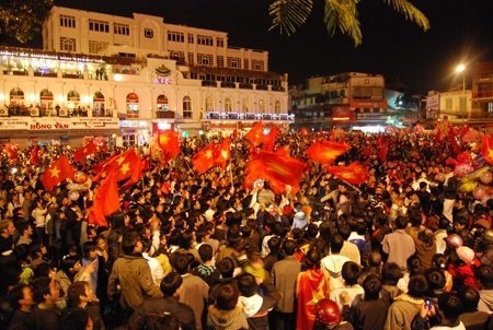 Sửa Hiến pháp và quyền tham gia của dân