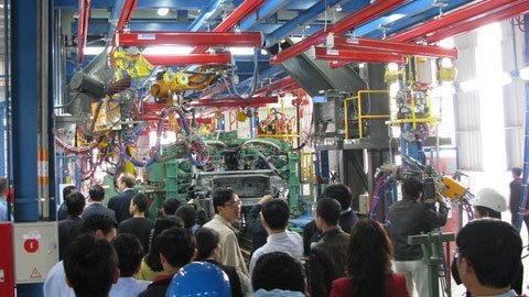 Ford Việt Nam bán linh kiện ôtô rẻ như cho